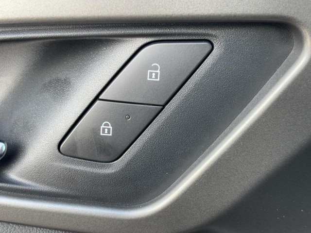 2026 Chevrolet Traverse LT - Photo 21