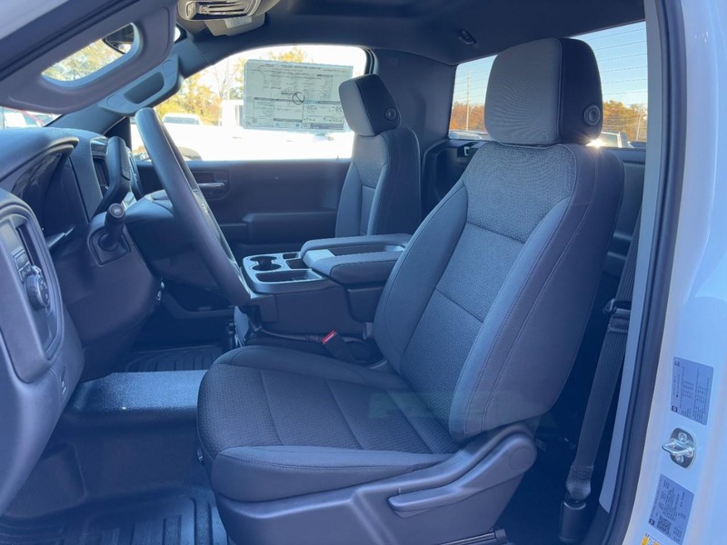 Chevrolet Silverado 1500 Vehicle Image 05