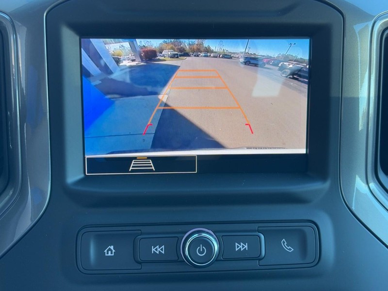 Chevrolet Silverado 1500 Vehicle Image 11