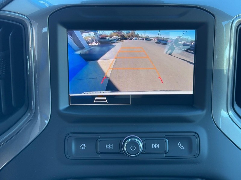 Chevrolet Silverado 1500 Vehicle Image 11