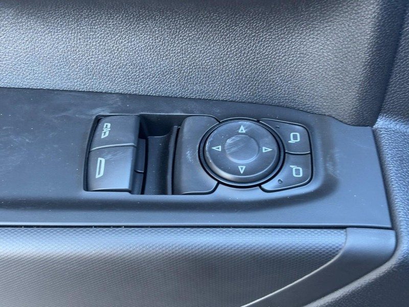 Chevrolet Silverado 1500 Vehicle Image 13