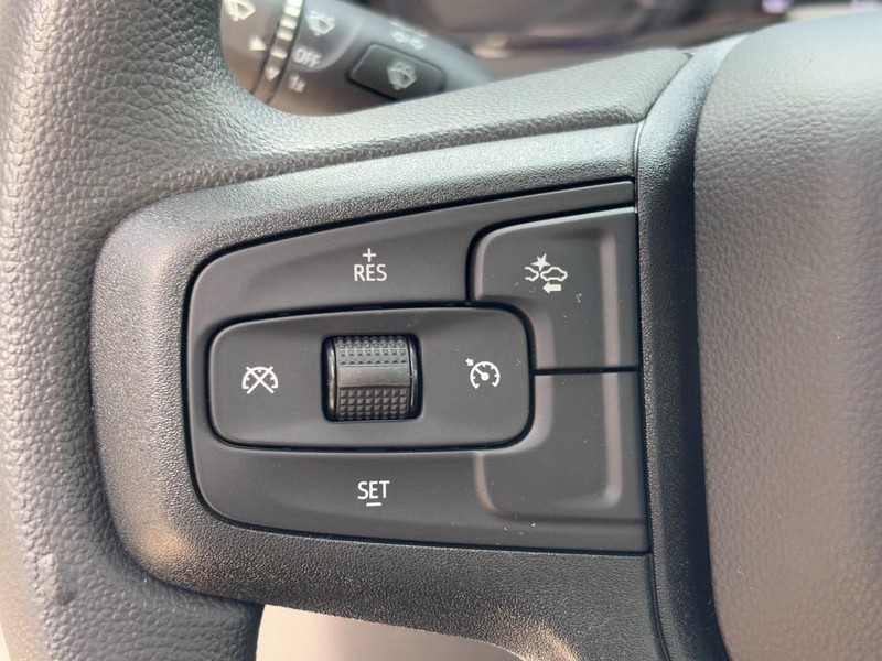 Chevrolet Silverado 1500 Vehicle Image 08