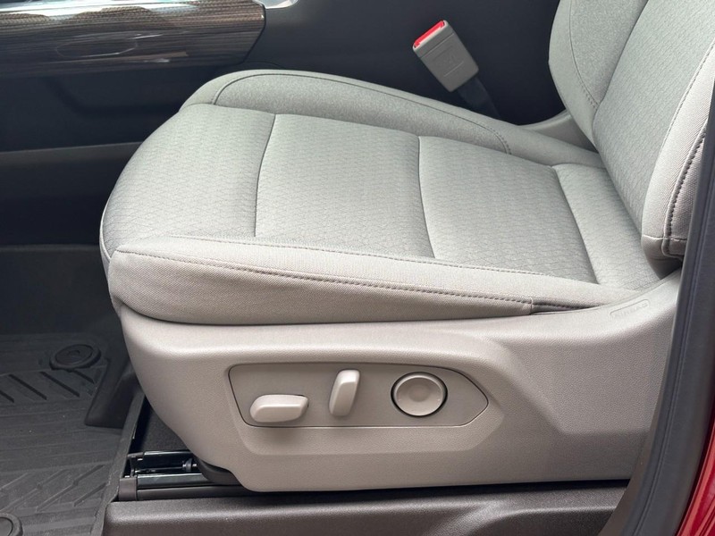 Chevrolet Silverado 1500 Vehicle Image 21