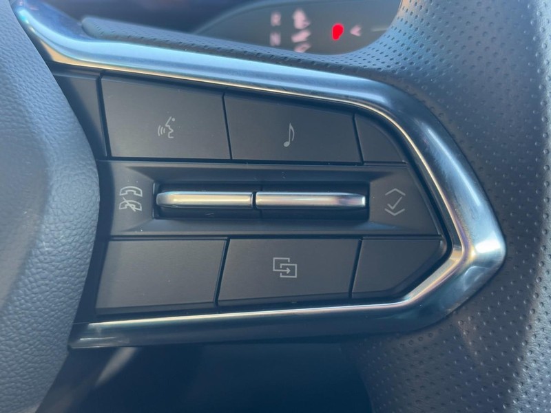 Chevrolet Equinox EV Vehicle Image 13