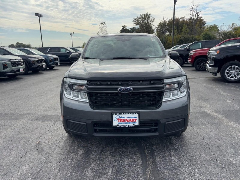 Ford Maverick Vehicle Image 09