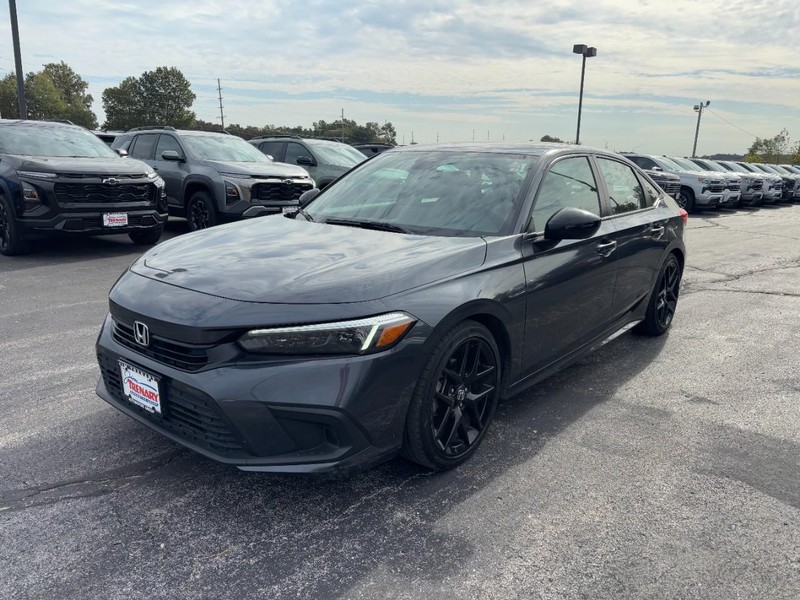 Honda Civic Sedan Vehicle Image 08