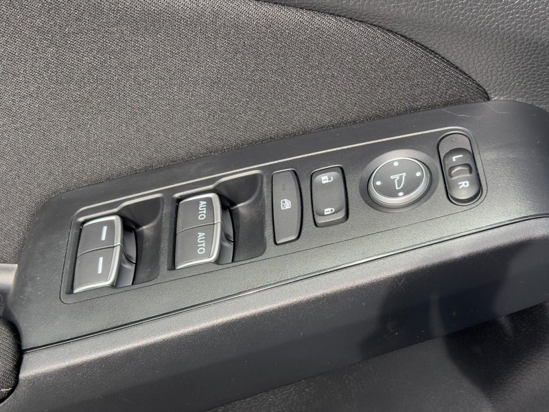 Honda Civic Sedan Vehicle Image 23