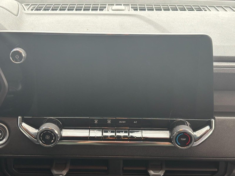 Chevrolet Colorado Vehicle Full-screen Gallery Image 13