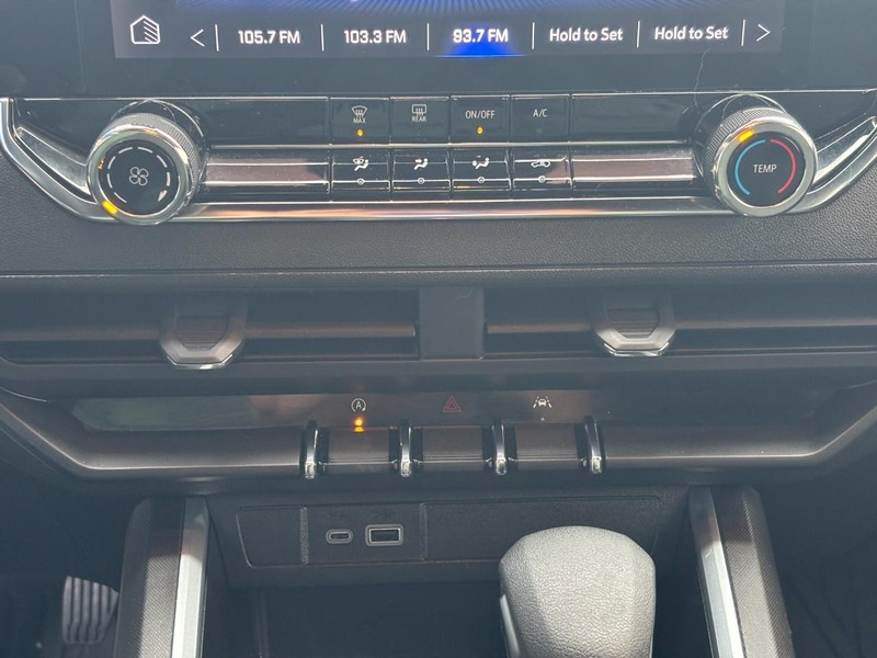 Chevrolet Colorado Vehicle Full-screen Gallery Image 22