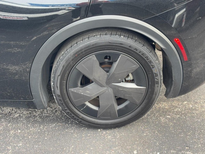 Toyota Prius Vehicle Image 07