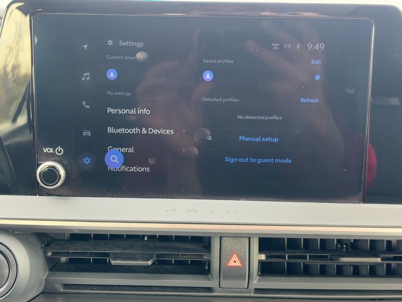 Toyota Prius Vehicle Image 13