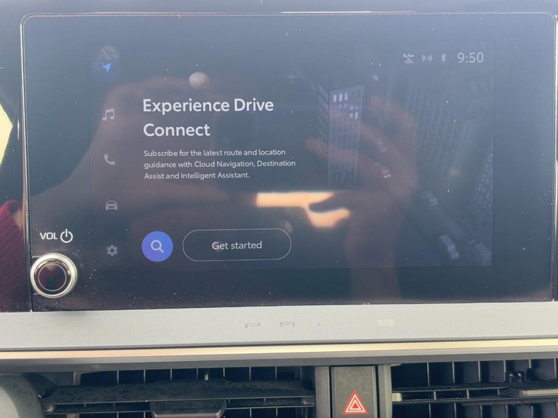 Toyota Prius Vehicle Image 21