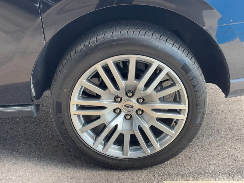 Ford Expedition Max Vehicle Image 07