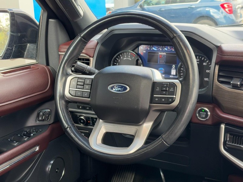 Ford Expedition Max Vehicle Image 13