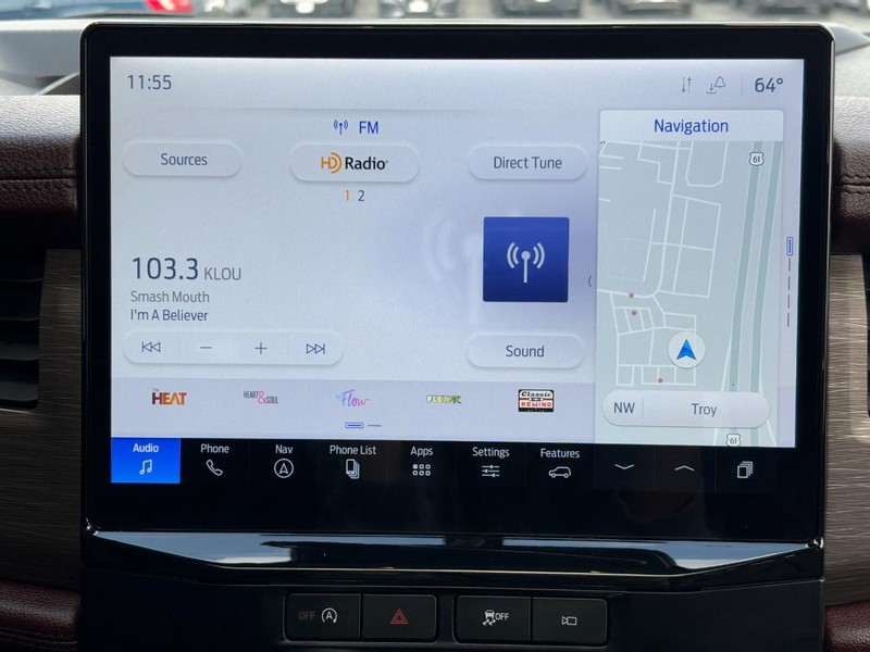 Ford Expedition Max Vehicle Image 14