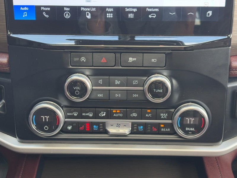 Ford Expedition Max Vehicle Image 15