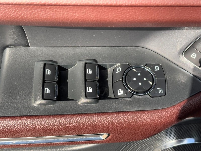 Ford Expedition Max Vehicle Image 25