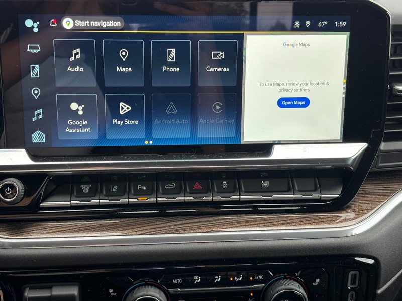 Chevrolet Silverado 2500HD Vehicle Image 15