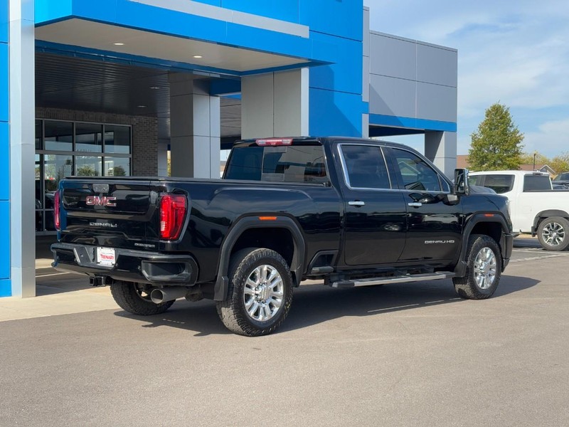 GMC Sierra 2500HD Vehicle Image 03