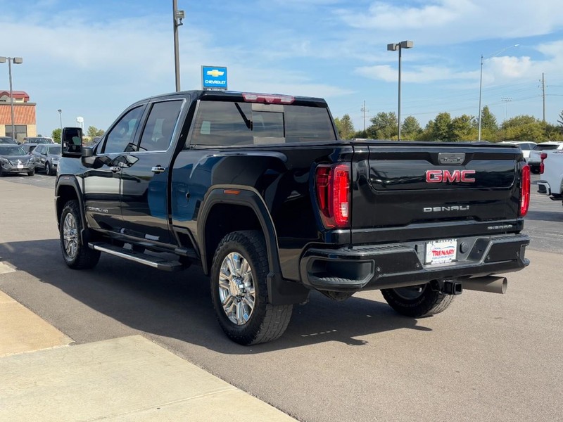 GMC Sierra 2500HD Vehicle Image 06