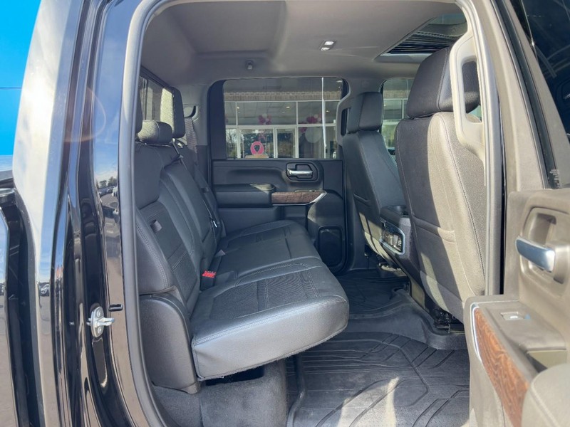 GMC Sierra 2500HD Vehicle Image 10