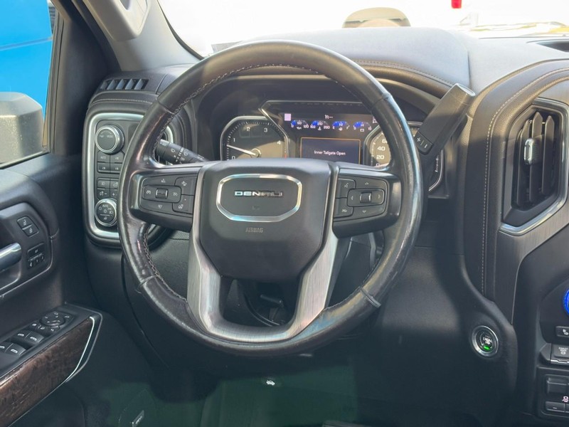 GMC Sierra 2500HD Vehicle Image 12