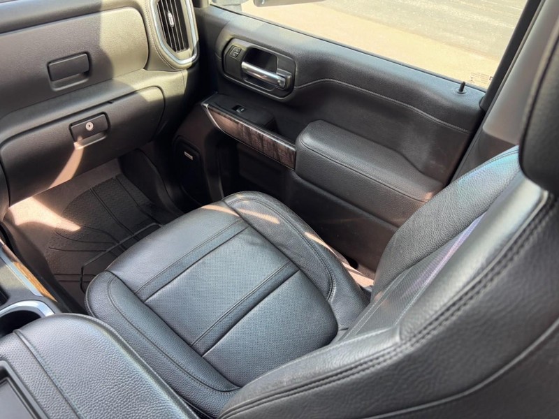 GMC Sierra 2500HD Vehicle Image 15