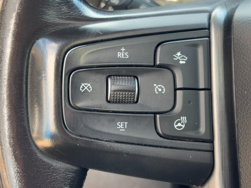 GMC Sierra 2500HD Vehicle Image 17