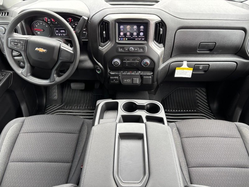 Chevrolet Silverado 2500HD Vehicle Image 06