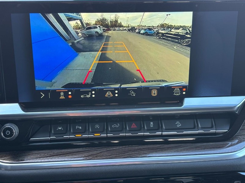 Chevrolet Silverado 1500 Vehicle Image 16