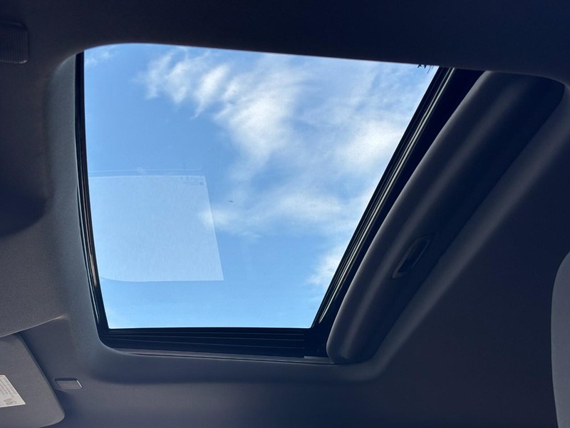 Chevrolet Silverado 1500 Vehicle Image 22