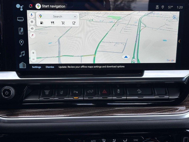 Chevrolet Silverado 2500HD Vehicle Image 17