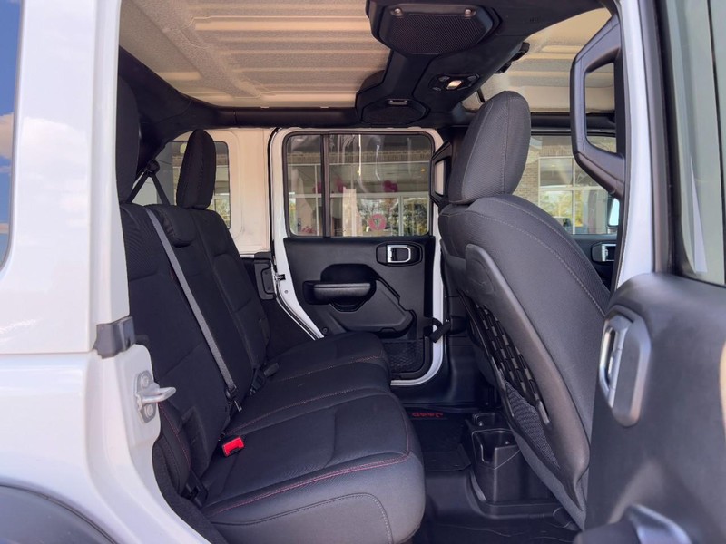 Jeep Wrangler Unlimited Vehicle Image 10