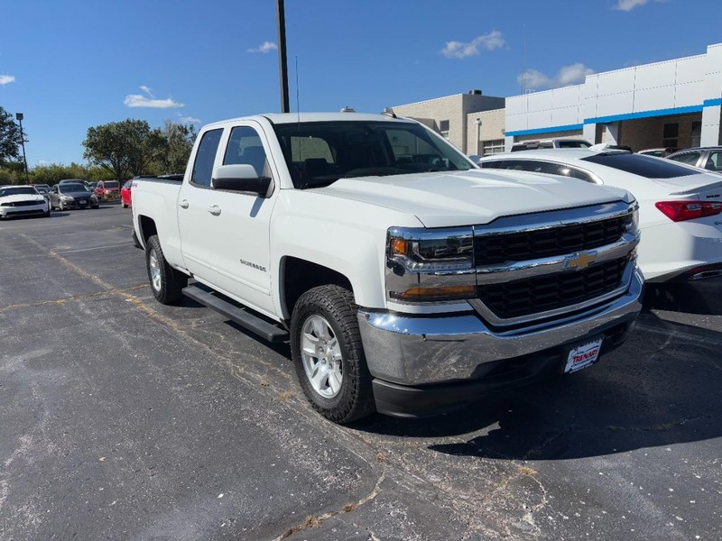 Chevrolet Silverado 1500 LD Vehicle Image 02