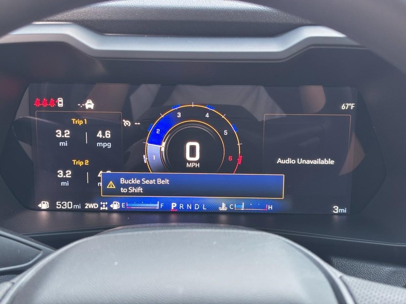 Chevrolet Colorado Vehicle Image 11