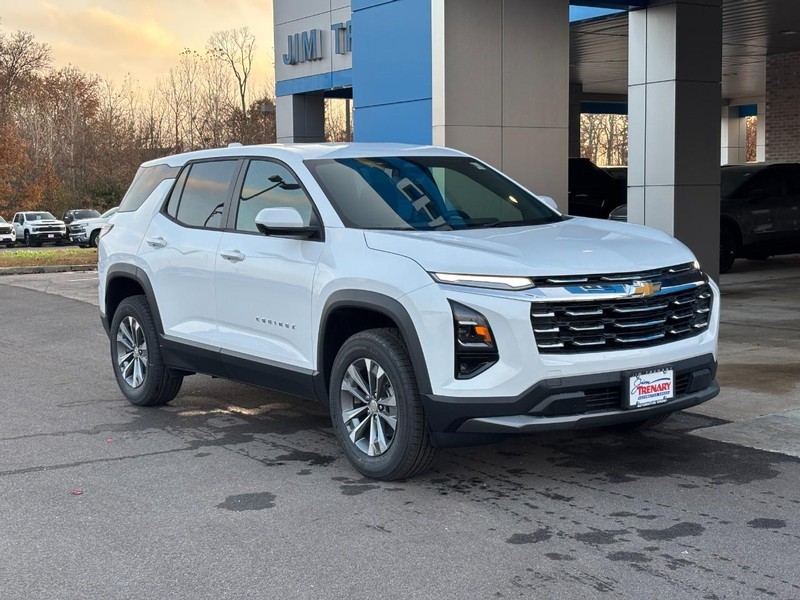 Chevrolet Equinox Vehicle Image 02