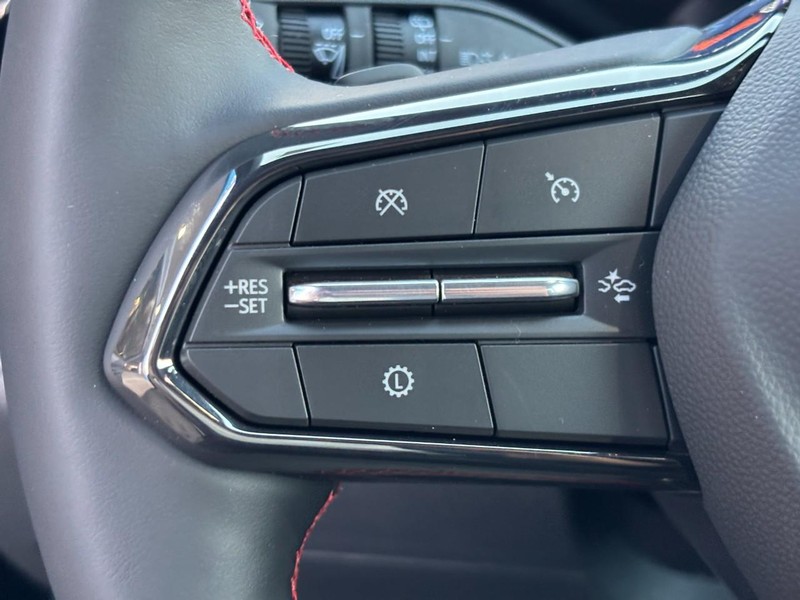 Chevrolet Equinox Vehicle Image 12