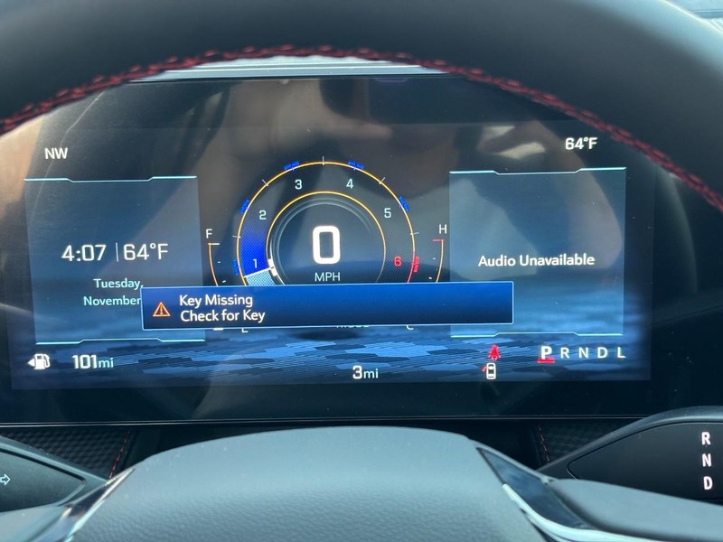 Chevrolet Equinox Vehicle Image 14