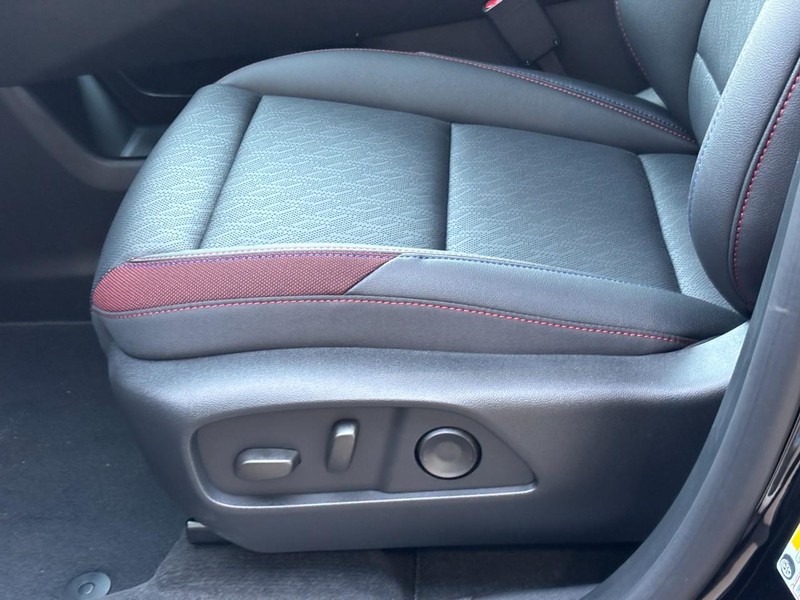 Chevrolet Equinox Vehicle Image 20