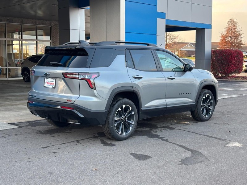 Chevrolet Equinox Vehicle Image 03