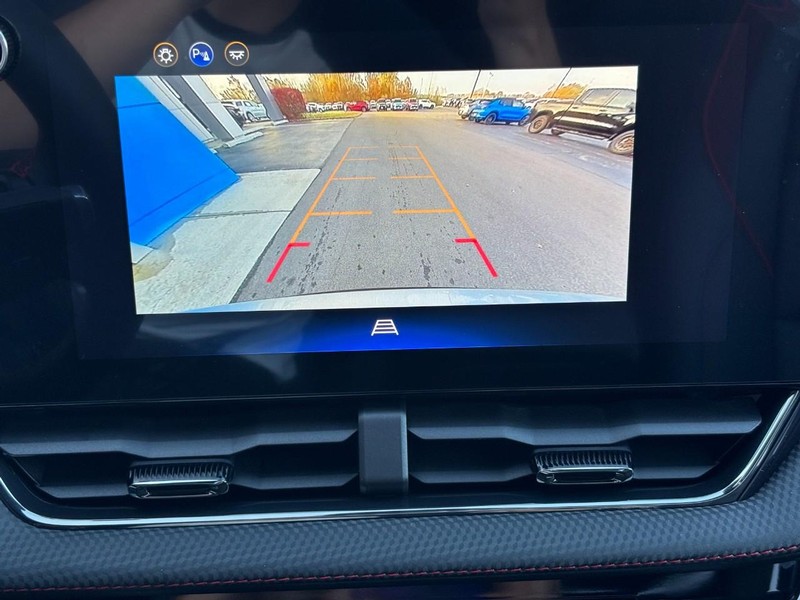 Chevrolet Equinox Vehicle Image 16