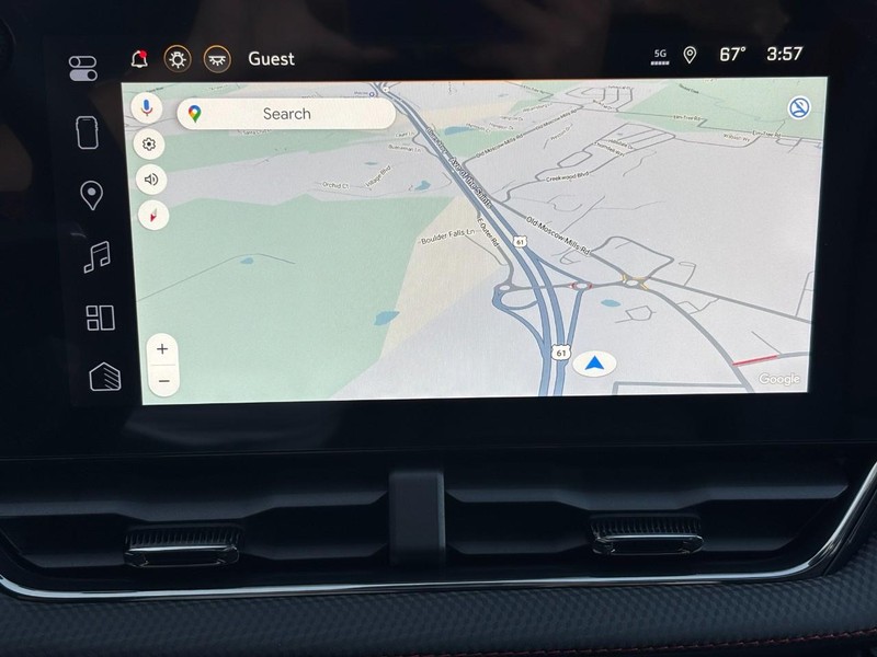 Chevrolet Equinox Vehicle Image 17