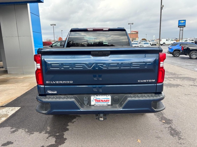 Chevrolet Silverado 1500 Vehicle Image 05