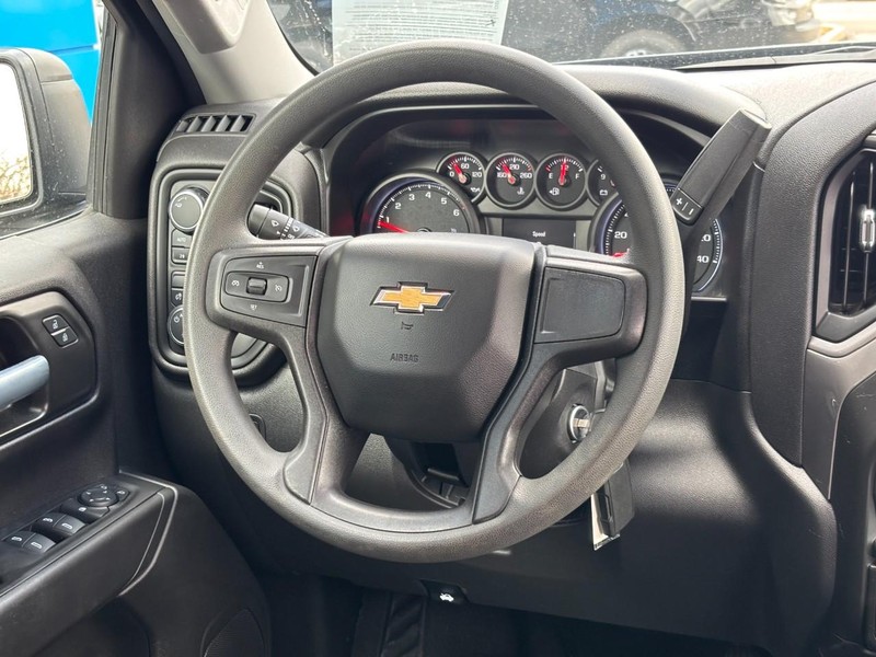 Chevrolet Silverado 1500 Vehicle Image 12