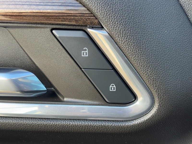 Chevrolet Silverado 1500 Vehicle Image 25