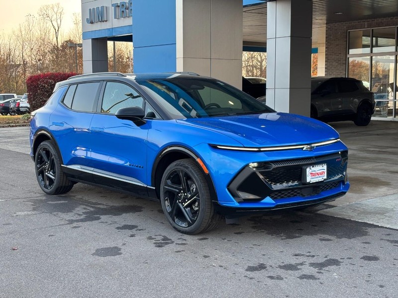 Chevrolet Equinox EV Vehicle Image 02