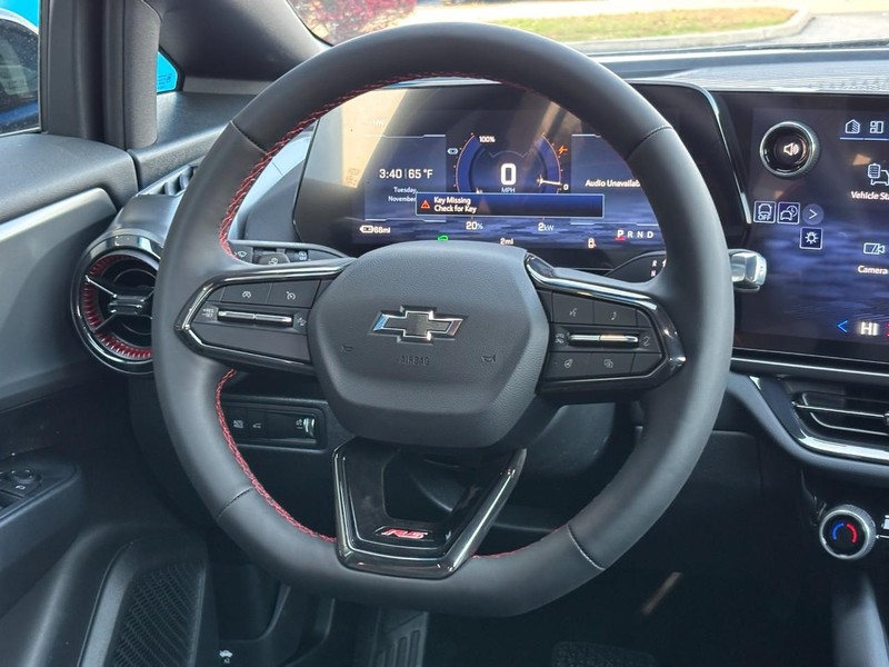 Chevrolet Equinox EV Vehicle Image 07