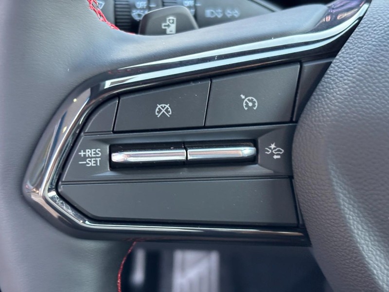 Chevrolet Equinox EV Vehicle Image 13