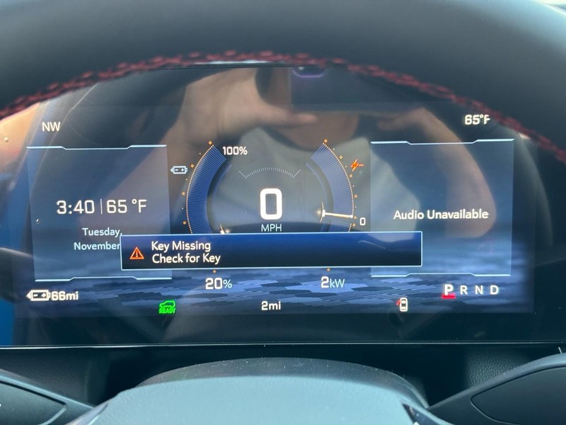 Chevrolet Equinox EV Vehicle Image 15