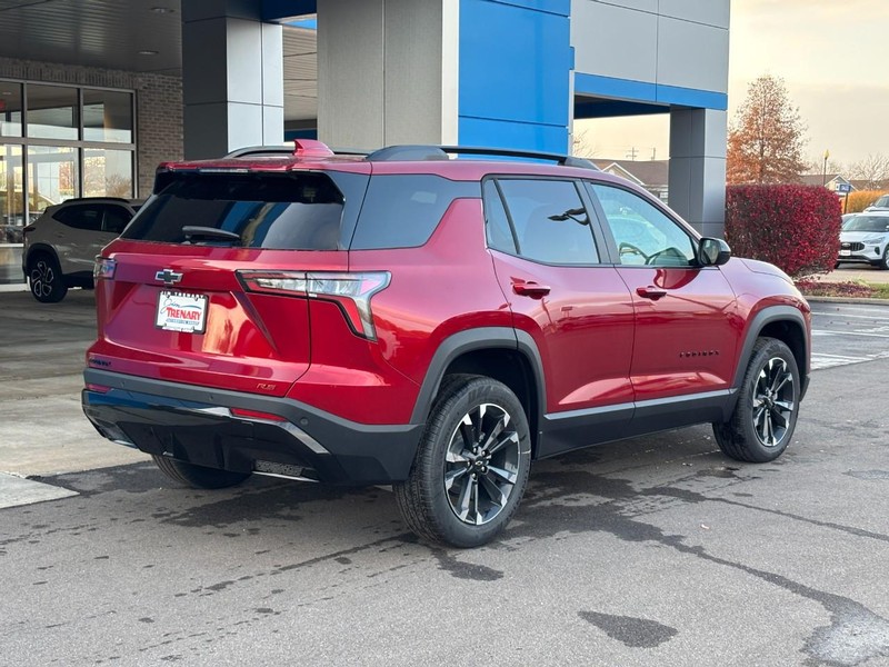 Chevrolet Equinox Vehicle Image 03
